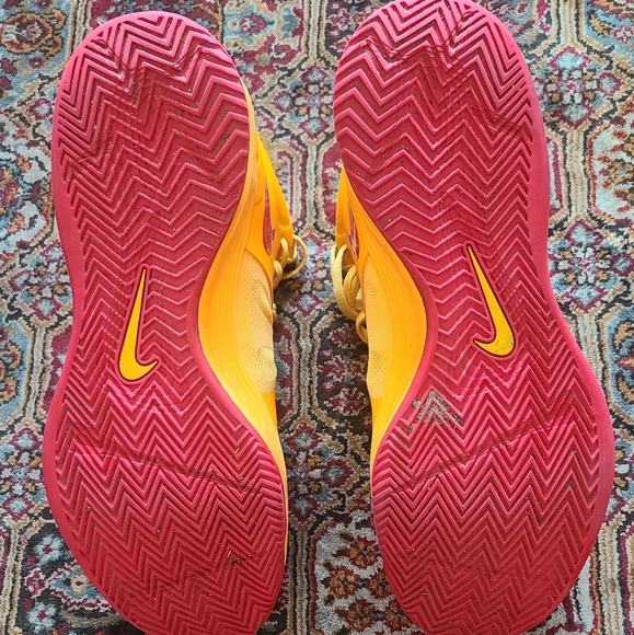 nike hyperfuse - Picture 4 of 4